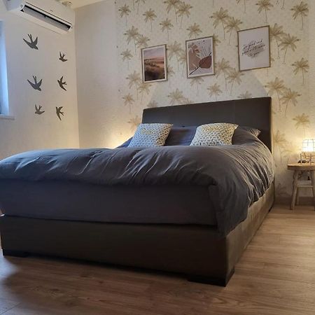 סאן לואיס Chambre Climatisee Et Cosy Auberge Du Manala Hotel 24 24 מראה חיצוני תמונה