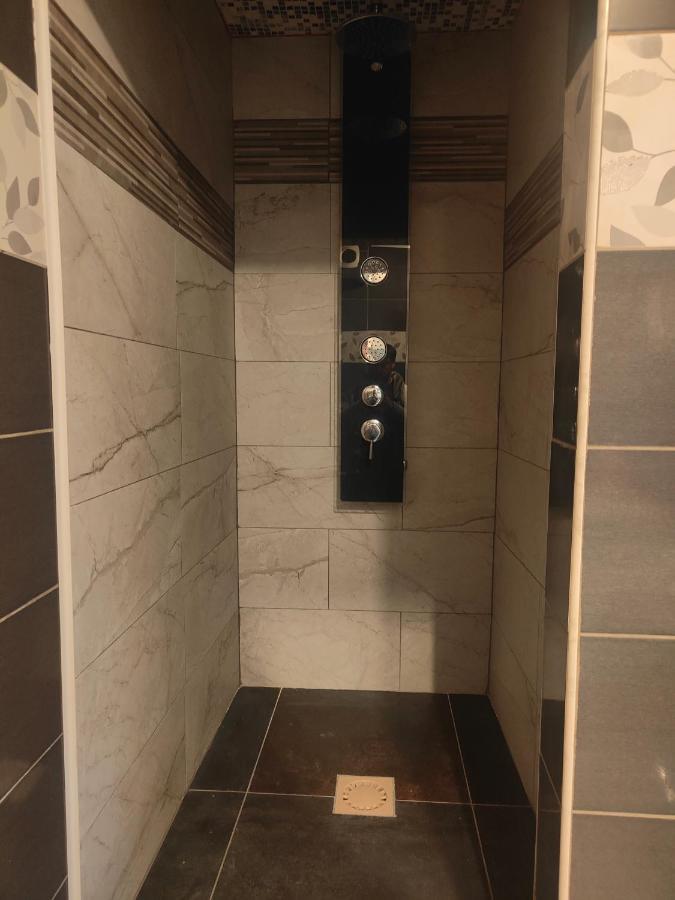 סאן לואיס Chambre Climatisee Et Cosy Auberge Du Manala Hotel 24 24 מראה חיצוני תמונה