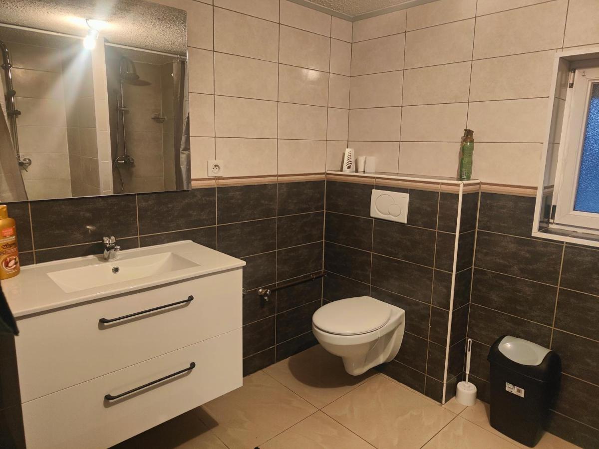 סאן לואיס Chambre Climatisee Et Cosy Auberge Du Manala Hotel 24 24 מראה חיצוני תמונה